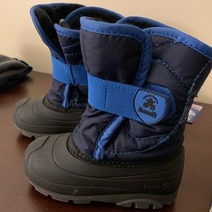 Kamik toddler snow boots, size 8